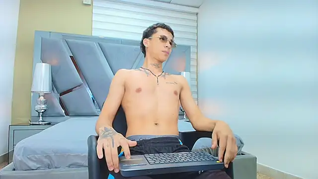 HENRY GREEN2 online show from 03-30-26, 07:26