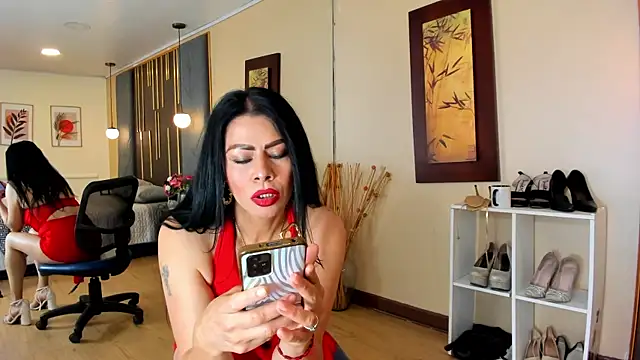 Snapshot of SofiiMontes chatting on 06-13-26, 12:03 SofiiMontes online show from 06-13-26, 12:03