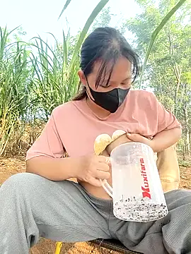 Tini-mimi online show from 03-31-26, 12:45