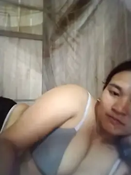 Snapshot of mylove-cute chatting on 06-10-26, 06:14 mylove-cute online show from 06-10-26, 06:14