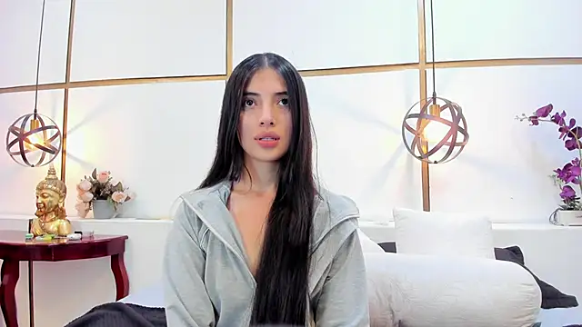 Snapshot of Cynthia1Fox chatting on 05-26-26, 07:56 Cynthia1Fox online show from 05-26-26, 07:56