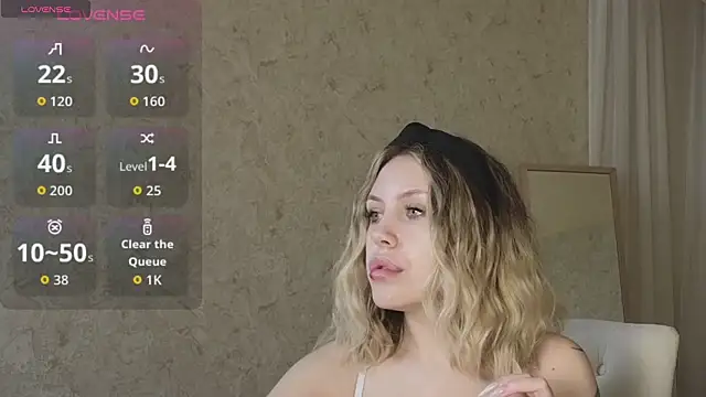  amymoore  online show from 04-02-26, 01:24