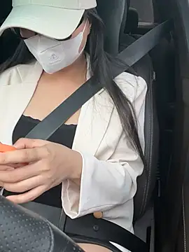 Rinn99 online show from 04-17-26, 02:36