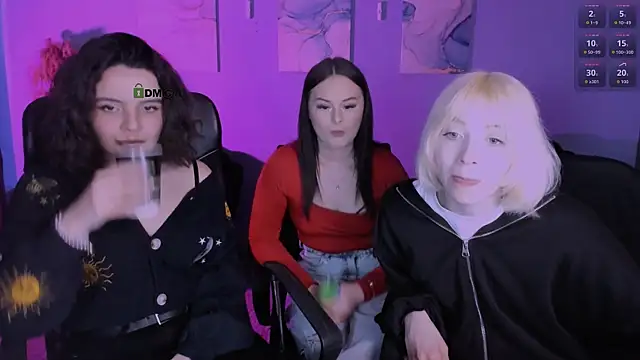  sabrina moore online show from 04-23-26, 08:54