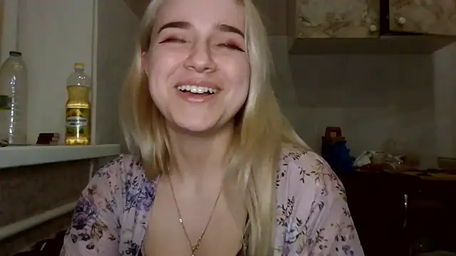 Barbie   girl online show from 03-13-26, 06:57