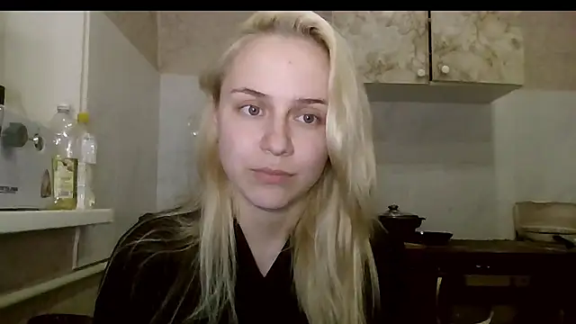 Barbie   girl online show from 04-22-26, 07:31