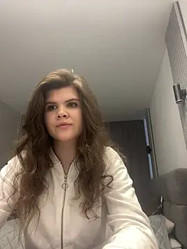 Dreamy Mia  online show from 03-06-26, 02:56