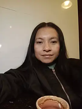 Chloe16  online show from 07-14-26, 01:27