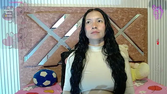 Chloe16  online show from 03-25-26, 07:57