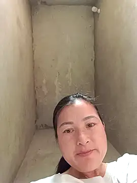 Yuhi3d online show from 04-05-26, 02:40