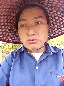 Yuhi3d online show from 04-14-26, 03:44