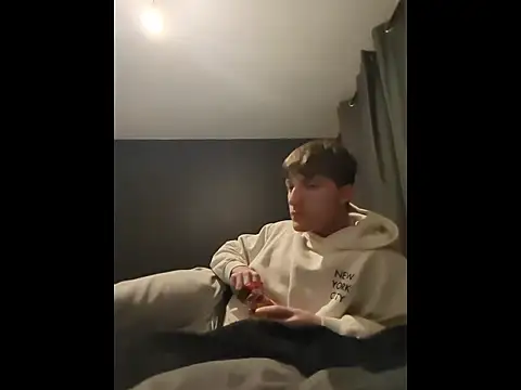 HornyKing2969 online show from 04-12-26, 09:51