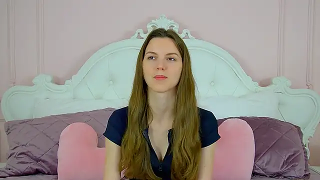 AmaliaLima online show from 06-18-26, 04:33