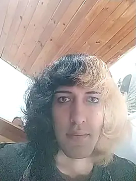 MakiMorningstar online show from 03-12-26, 06:39