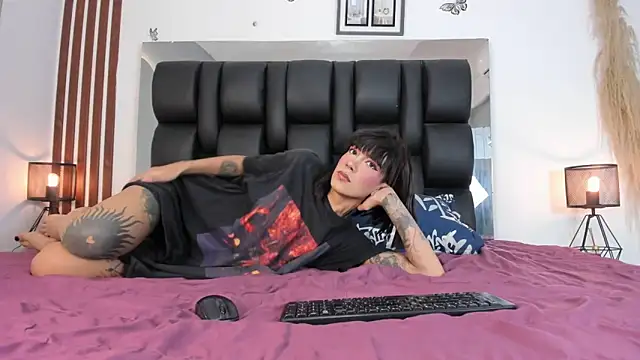 dalhia and hades online show from 03-17-26, 12:52