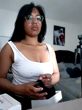nathyjonees online show from 05-21-26, 12:30