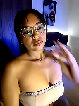 Snapshot of nathyjonees chatting on 07-11-26, 10:15 nathyjonees online show from 07-11-26, 10:15