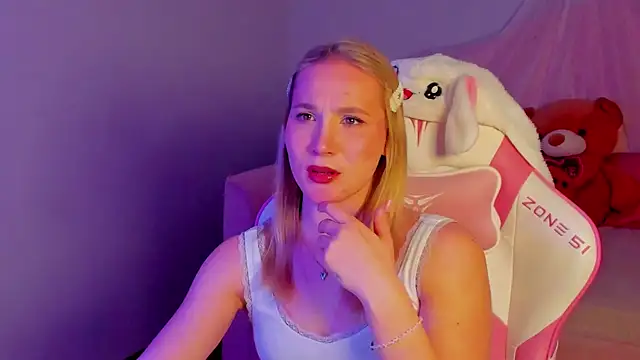 ElaraVoltage online show from 04-30-26, 09:08