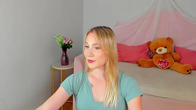 ElaraVoltage online show from 07-11-26, 05:02