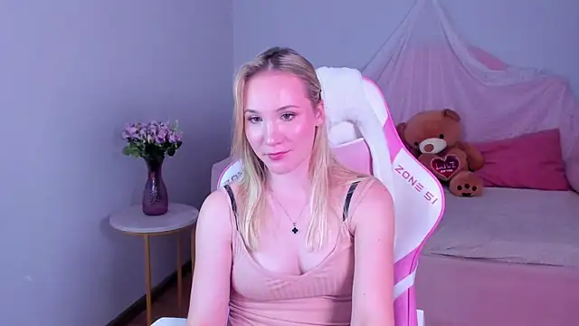 ElaraVoltage online show from 06-08-26, 01:28