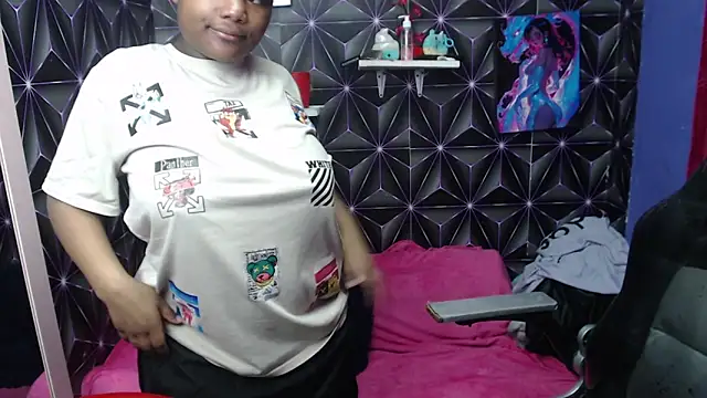 Snapshot of Candykss chatting on 05-24-26, 02:44 Candykss online show from 05-24-26, 02:44