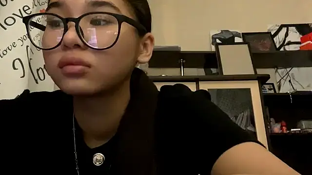 CatherineForbes online show from 03-10-26, 12:53