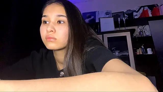 CatherineForbes online show from 04-17-26, 04:21