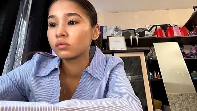 CatherineForbes online show from 04-15-26, 09:26