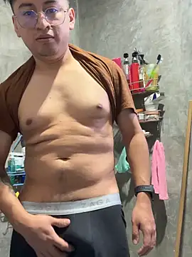 GoldenM95 online show from 03-11-26, 07:08