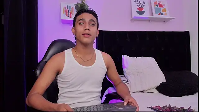 Morgan Bladee online show from 04-03-26, 04:52