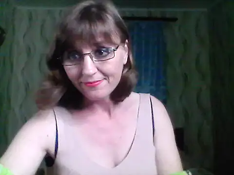Alisaprice077 online show from 05-31-26, 06:09