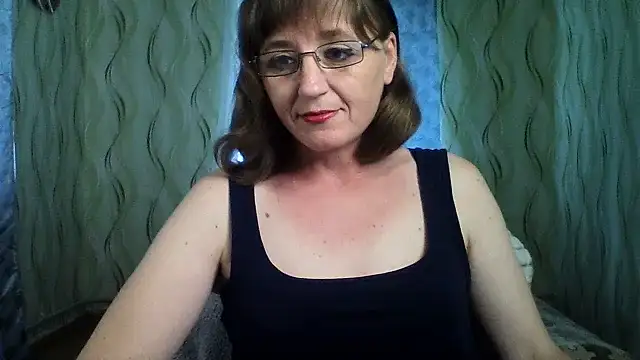 Alisaprice077 online show from 06-16-26, 08:58