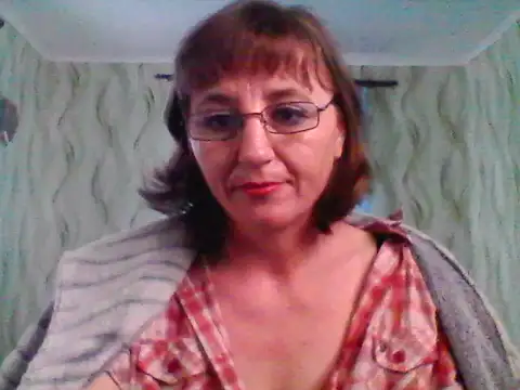 Alisaprice077 online show from 04-18-26, 08:49