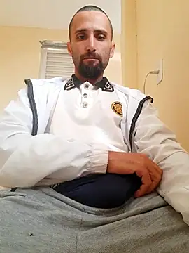 Snapshot of kaetanor chatting on 07-14-26, 01:17 kaetanor online show from 07-14-26, 01:17