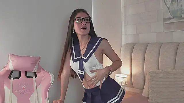 Alanna-Rosse online show from 05-11-26, 04:04