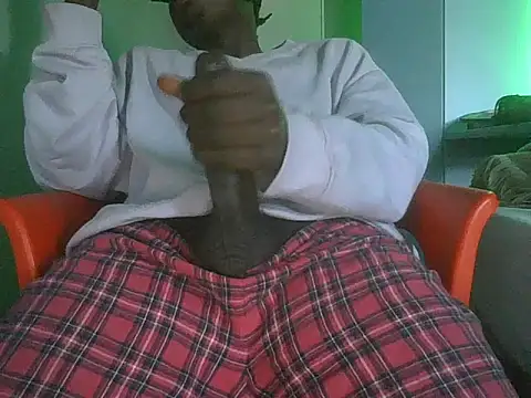 Snapshot of TheeJonnyBravo chatting on 06-05-26, 05:34 TheeJonnyBravo online show from 06-05-26, 05:34