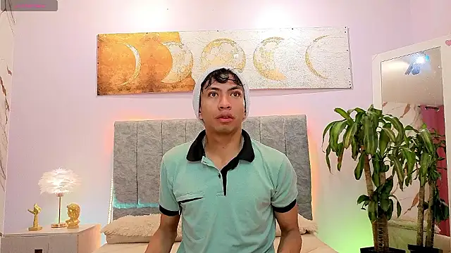 Luchoplayboy online show from 03-17-26, 12:08