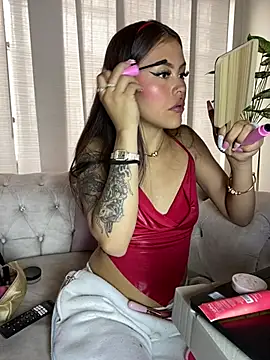 Cloe pink1 online show from 05-19-26, 08:27