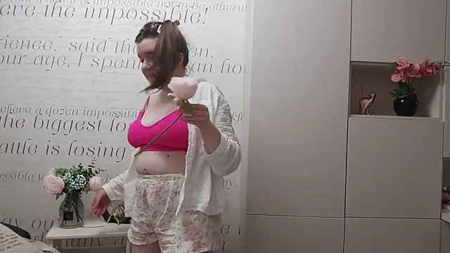 Angela Foster online show from 04-29-26, 05:30