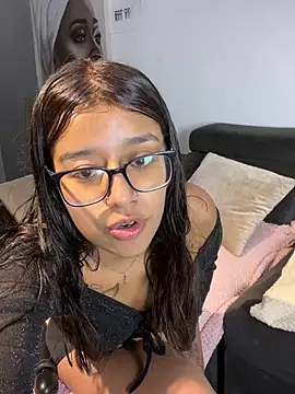 chanell pinkk online show from 04-15-26, 01:48