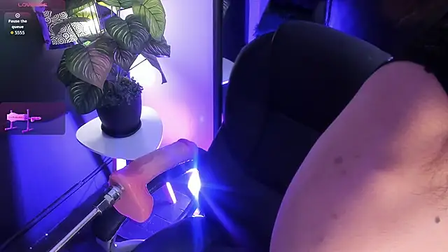 Danika Dahl online show from 04-22-26, 06:53