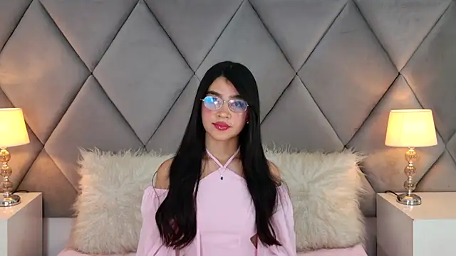 OliviaDiaz online show from 06-21-26, 12:16