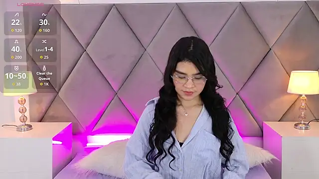 OliviaDiaz online show from 03-28-26, 08:10