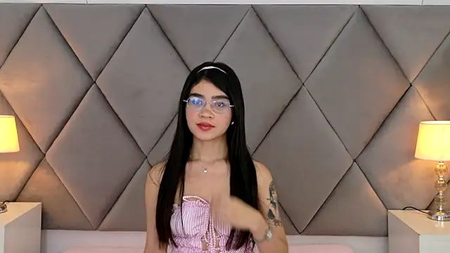 OliviaDiaz online show from 05-19-26, 08:05