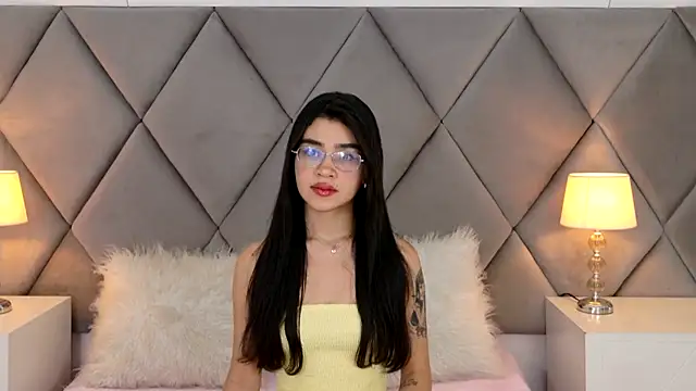 OliviaDiaz online show from 05-25-26, 08:07