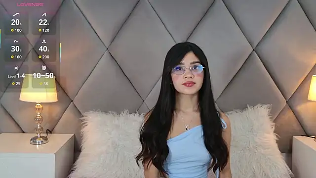 OliviaDiaz online show from 06-30-26, 08:09