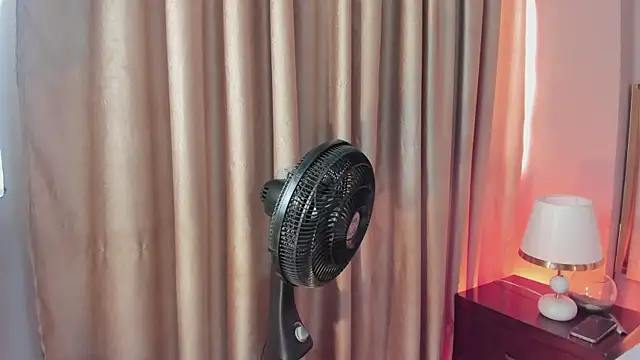 FreyaCameron online show from 05-19-26, 12:56