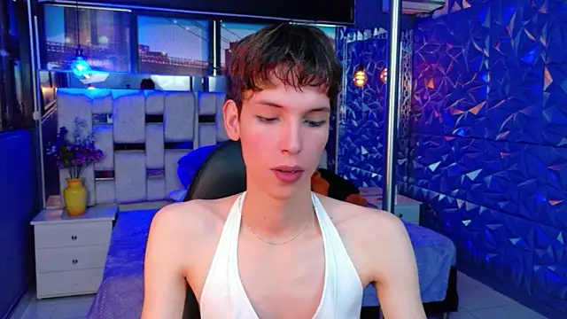 Stefany PiInk online show from 05-09-26, 12:30