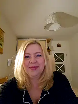 JanieLight53 online show from 04-03-26, 08:15