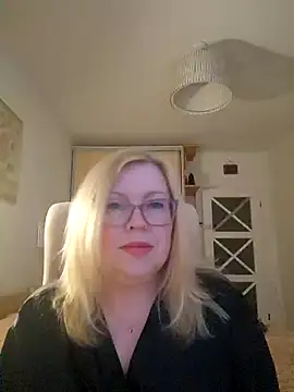 JanieLight53 online show from 03-31-26, 04:31